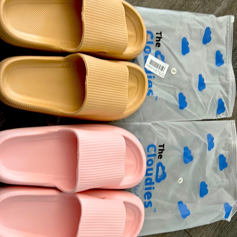 BRAND NEW …CLOUDIES…Soooo comfy😊Buy 2 for $35 or 1 for $17.